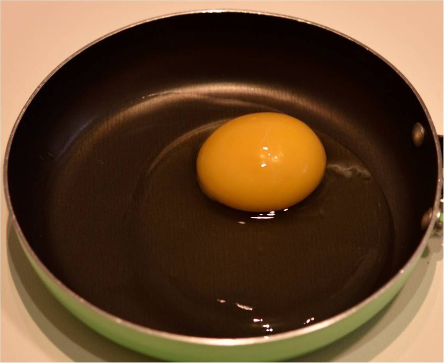 Nel rosso dell'uovo è contenuta una proteina, la biotina dalle interessanti proprietà...